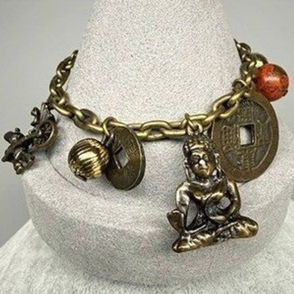 Vintage Charm Bracelet Brass Tone Asian Motif  6.5" Buddha Rickshaw Dangles